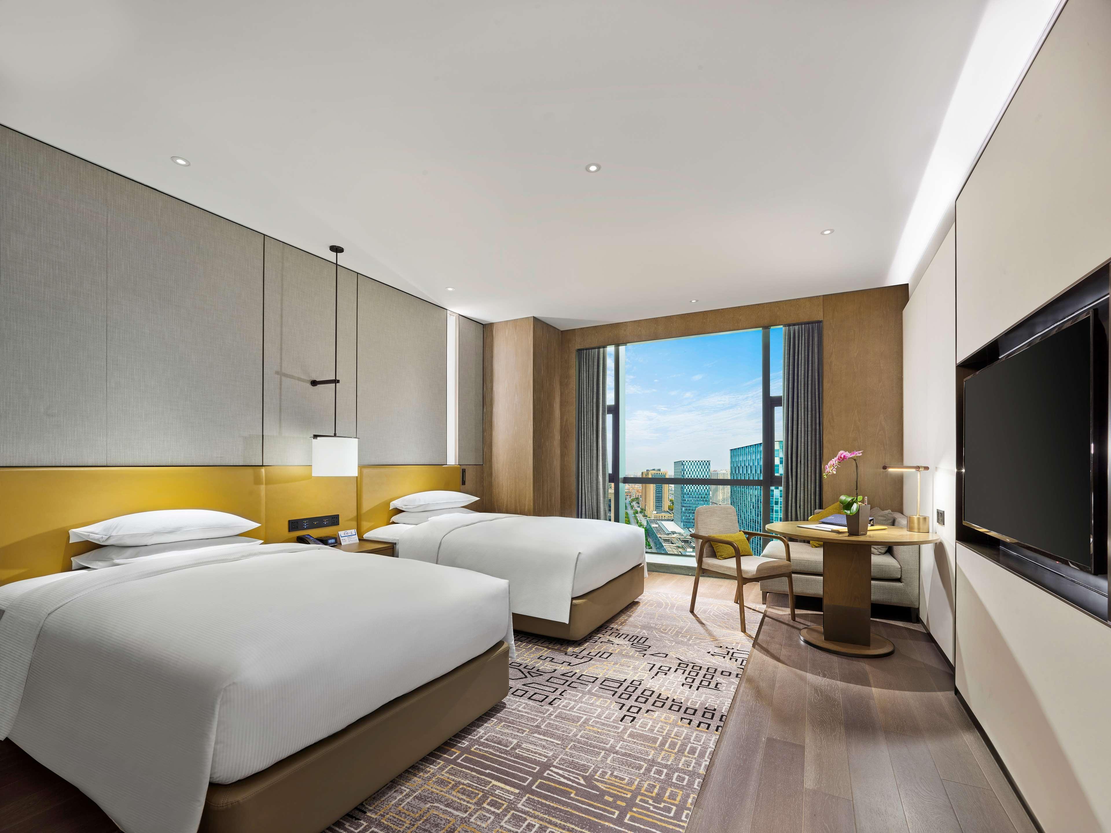 Hilton Jiaxing Hotel Exterior photo