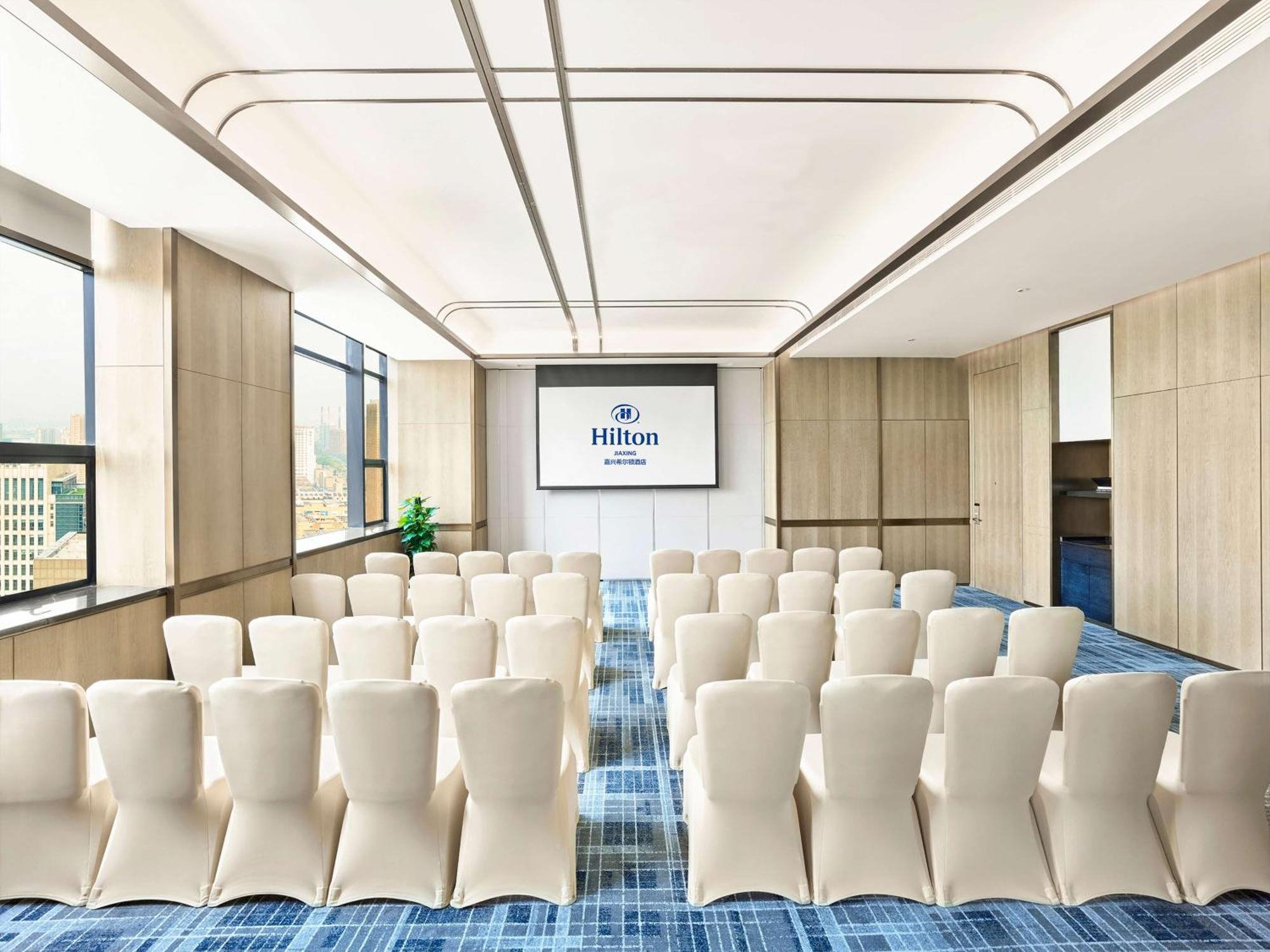 Hilton Jiaxing Hotel Exterior photo